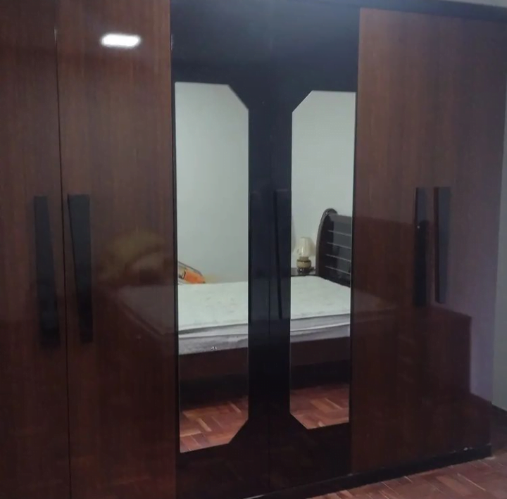 Aprenda como montar guarda-roupa com facilidade